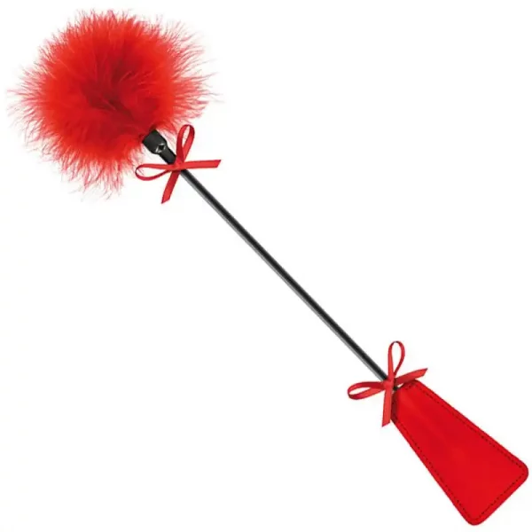 Chibata com Pluma Vermelha Sweet Caress