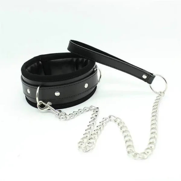 Colar BDSM com Trela Fetish Addict