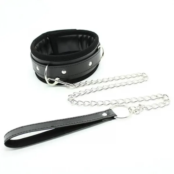 Colar BDSM com Trela Fetish Addict