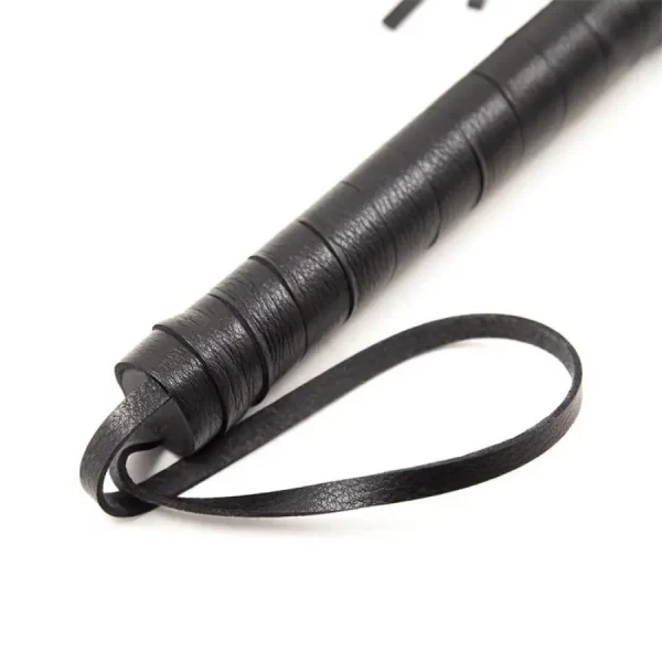 Flogger em Pele Sintética 64 cm.