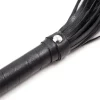 Flogger em Pele Sintética 64 cm.