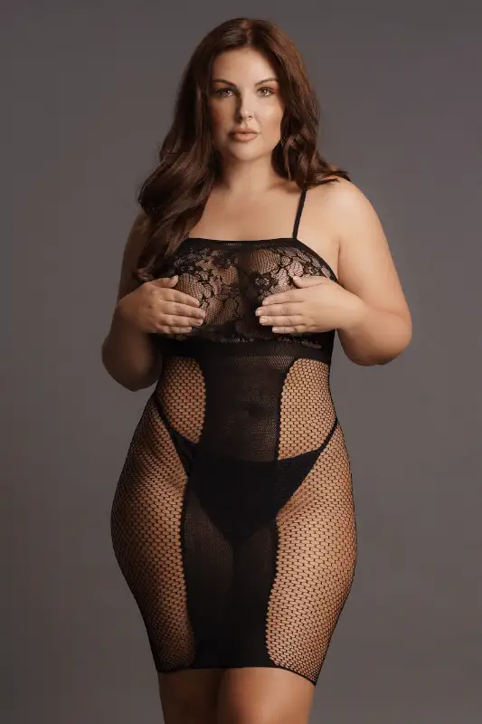 Vestido Knee-Length Lace & Fishnet Le Désir by Shots Tamanho Grande